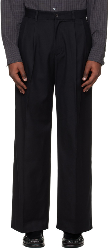 Photo: HOPE Black Loose-Fit Trousers