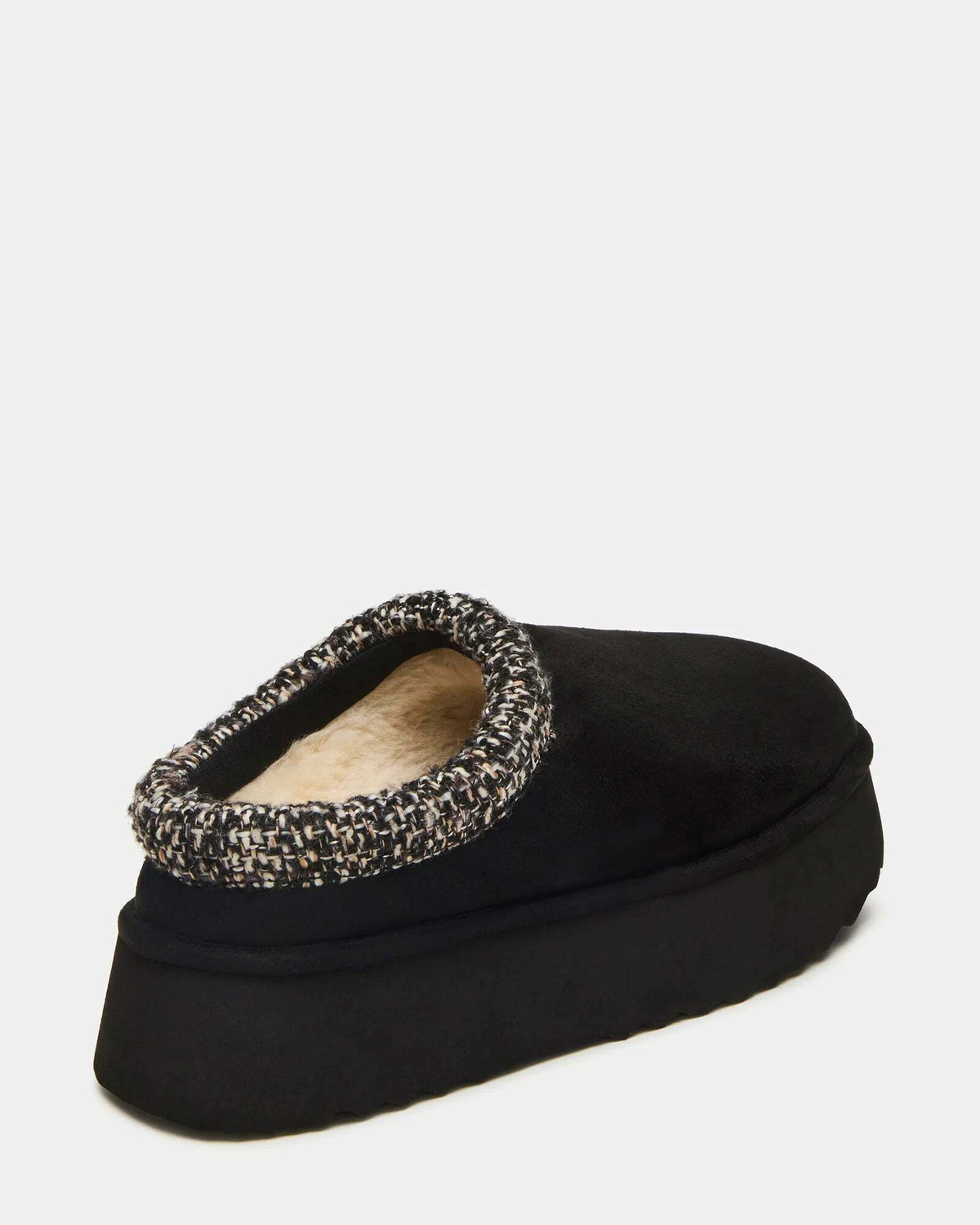 Steve Madden Selden Flats in Black