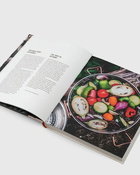 Gestalten Cooking Greens On Fire By Eva Tram And Nicolai Tram Multi - Mens - Food