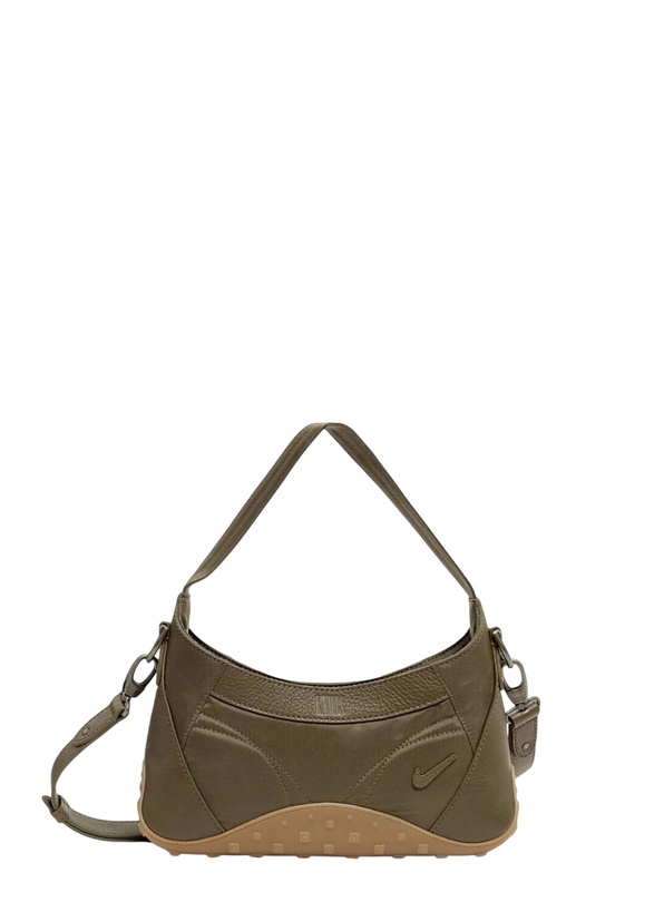 Photo: Nike Razr Run Handbag