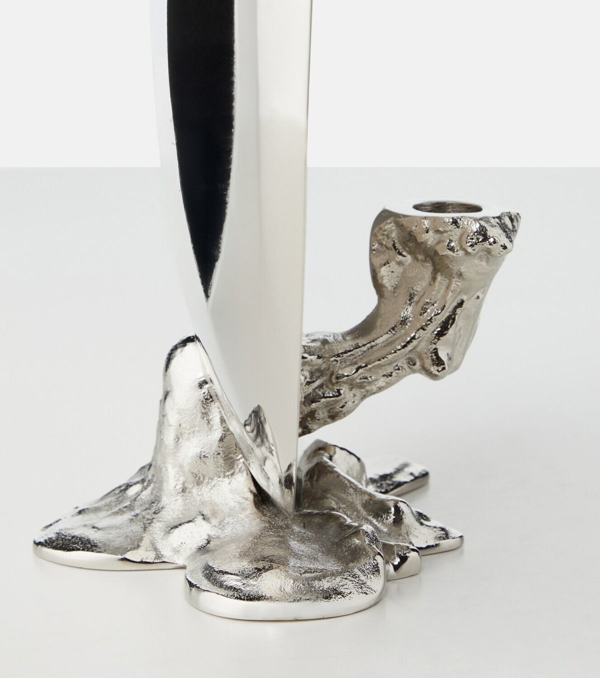 Polspotten Spherical Drip candle holder by Pascal Smelik