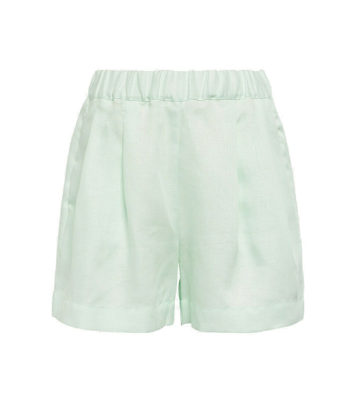 Photo: Asceno Zurich linen twill shorts