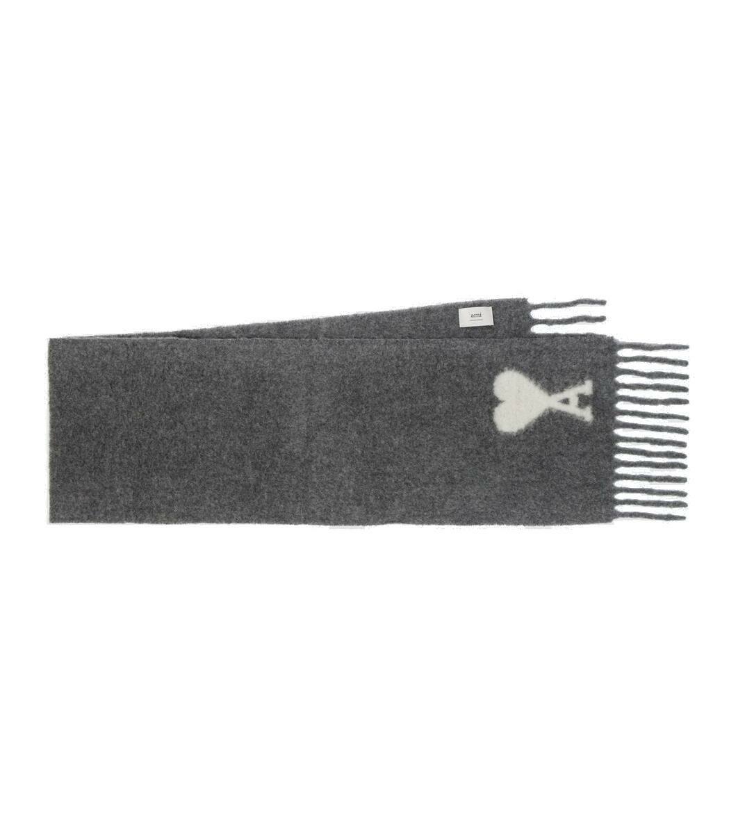 【 AMI PARIS 】 Black Fringe Scarf AMI Paris AMI DE COEUR NOIR SCARF Black | BSTN Store
