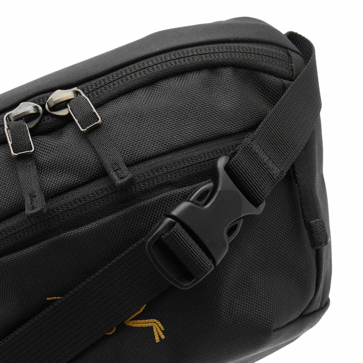 Arc'teryx Men's Mantis 1 Waist Pack in 24K Black 