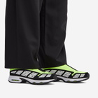 Nike Air Max SNDR W Sneaker in Volt/Black/White