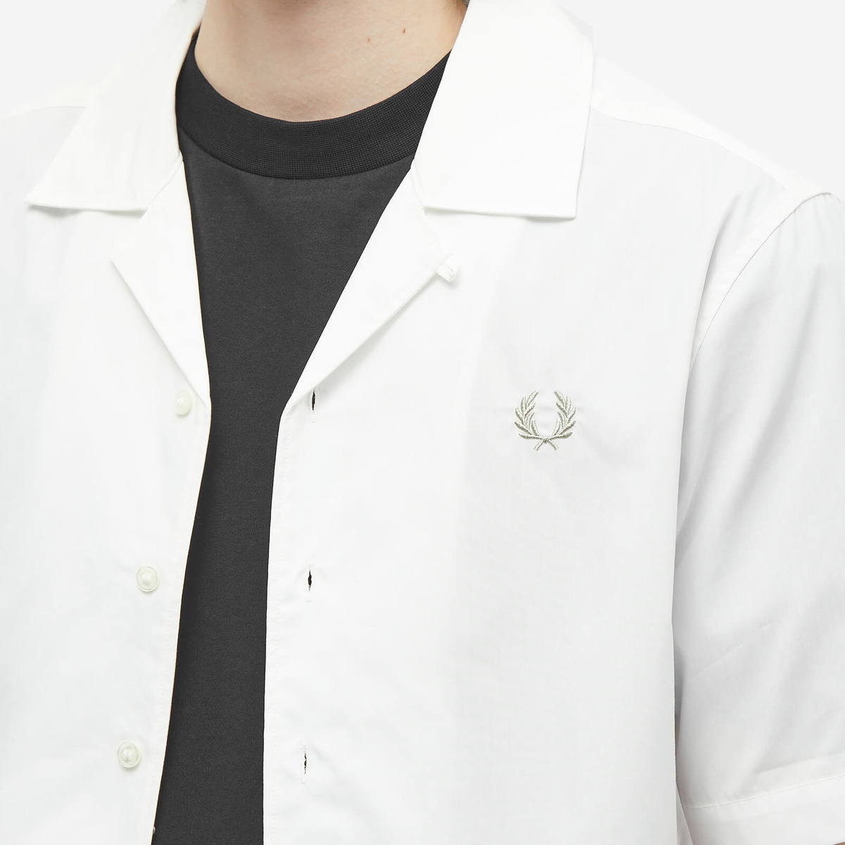 Fred Perry Authentic Men's Ribbed Hem Vacation Shirt in Snow White