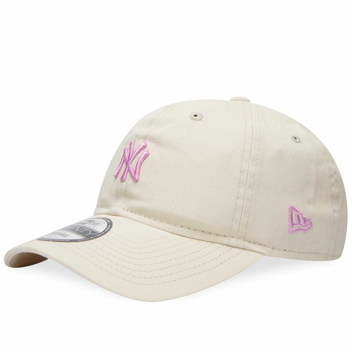 Photo: New Era New York Yankees 9Twenty Adjustable Cap in Natural