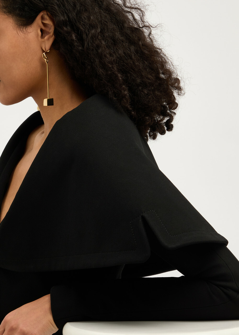 【JACQUEMUS】Nodo アシンメトリー フープ ピアス Les Boucles Nodo asymmetric drop earrings in gold