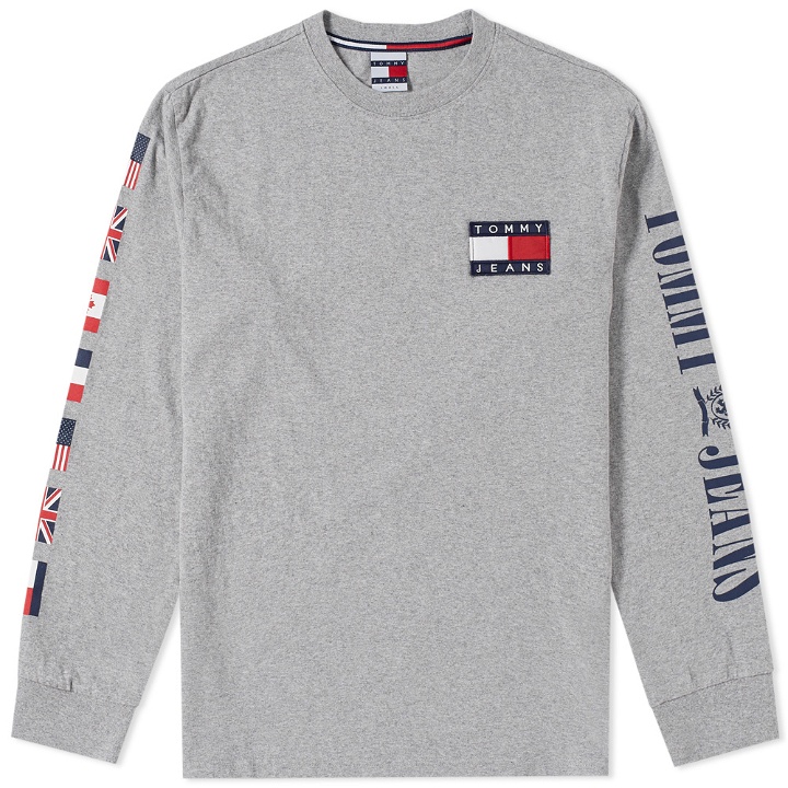 Photo: Tommy Jeans Long Sleeve 90s CN Tee