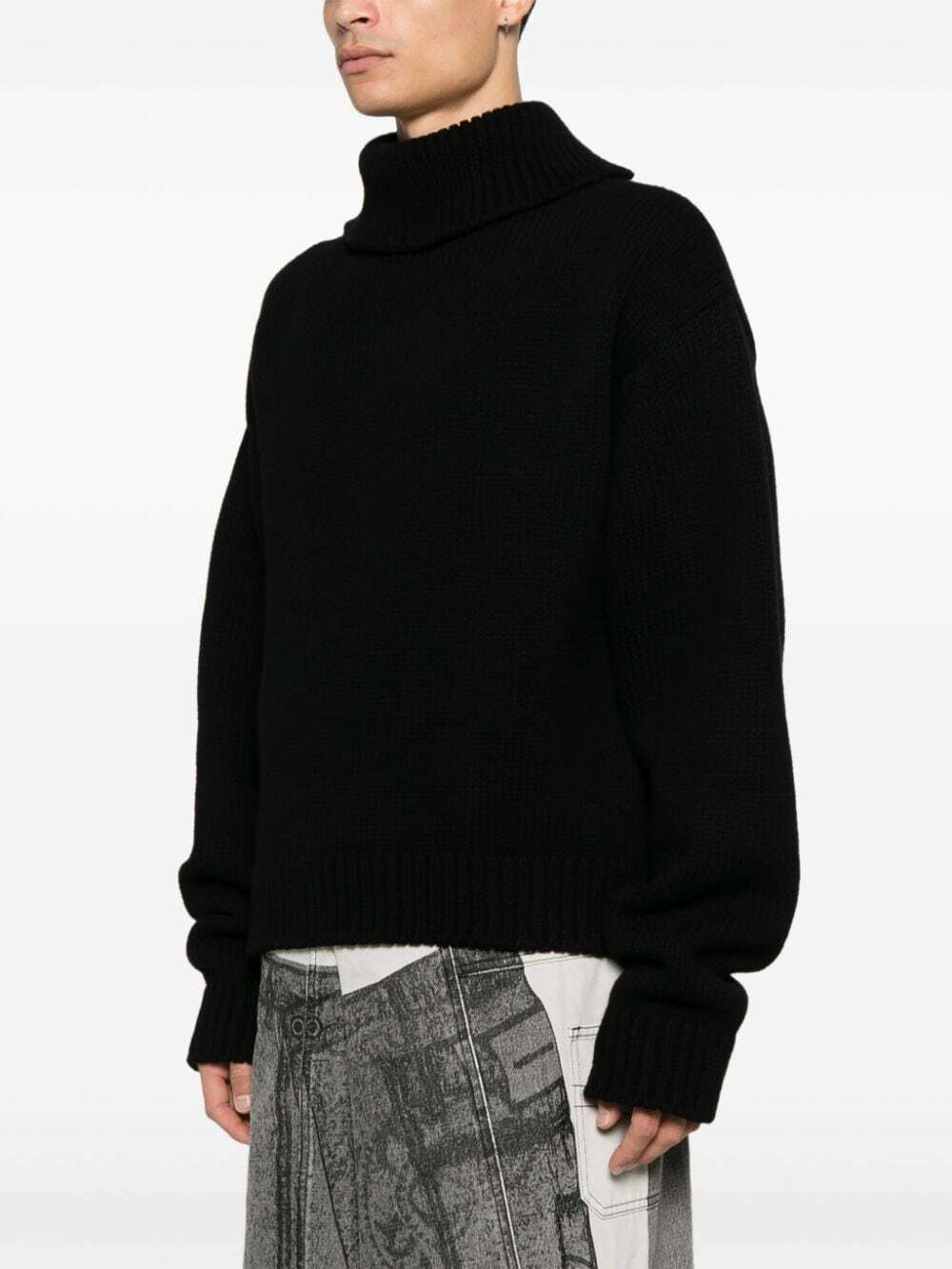 AIREI - Wool Sweatshirt