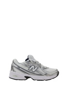 New Balance 740 Sneakers