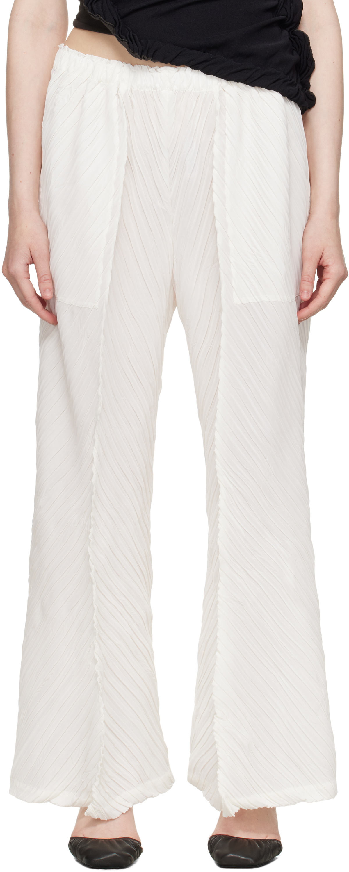 white-wrinkled-and-twisted-
