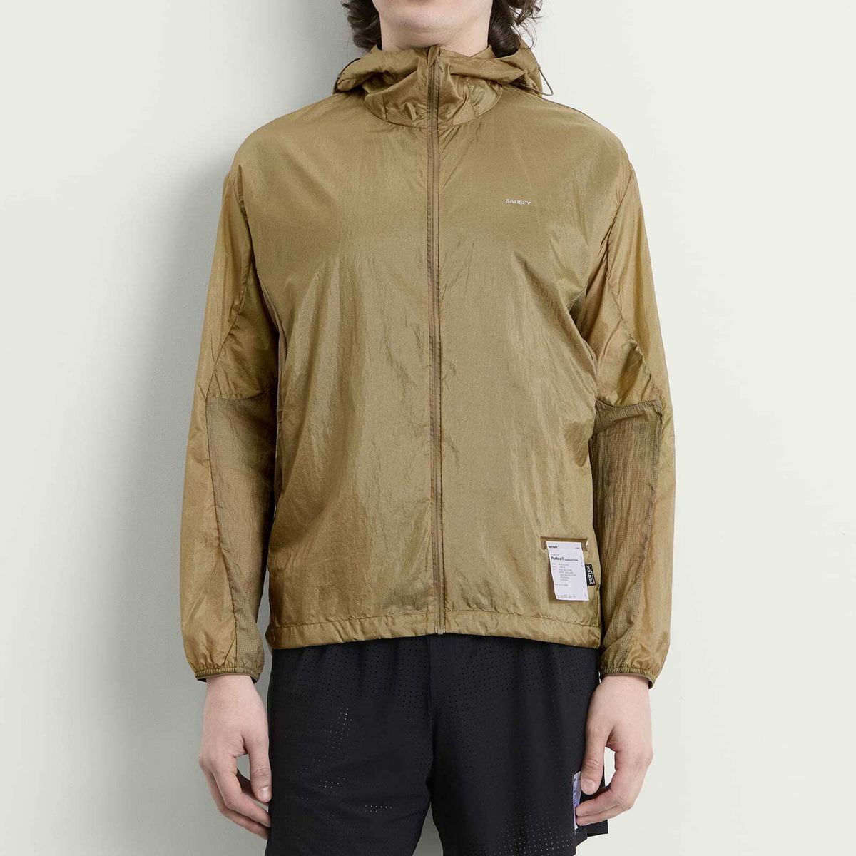 Satisfy Men's Pertex Diamond Fuse Windbreaker in Falcon