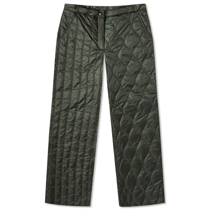 Photo: Daniëlle Cathari Women's x Woolrich Trousers in Thyme Green