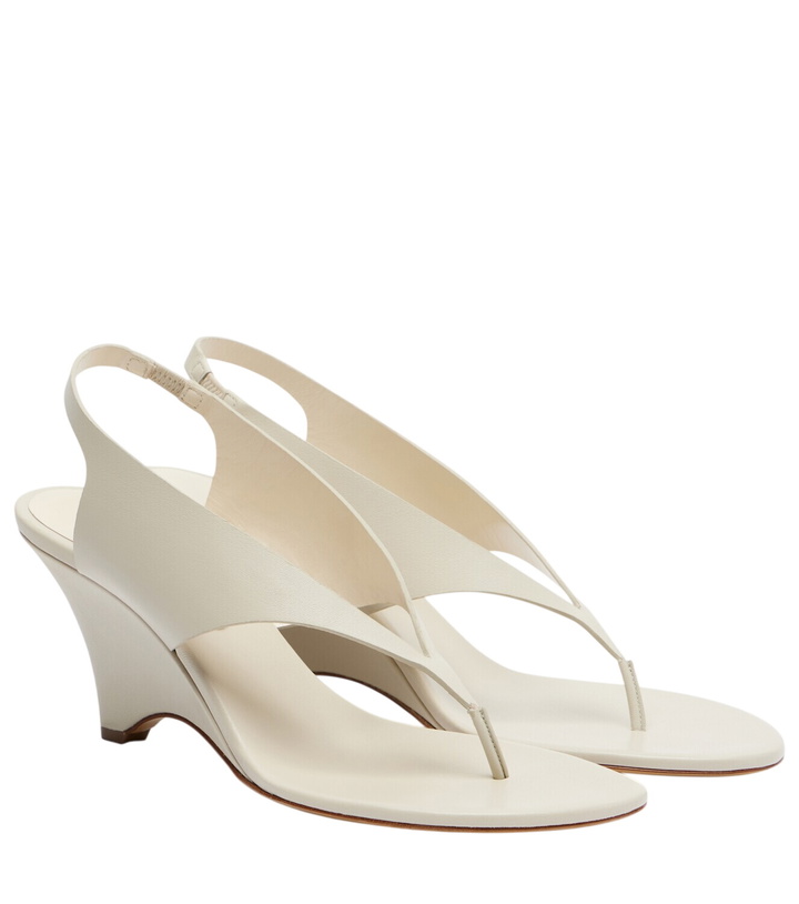 Photo: Le Monde Béryl Langley leather wedge thong sandals