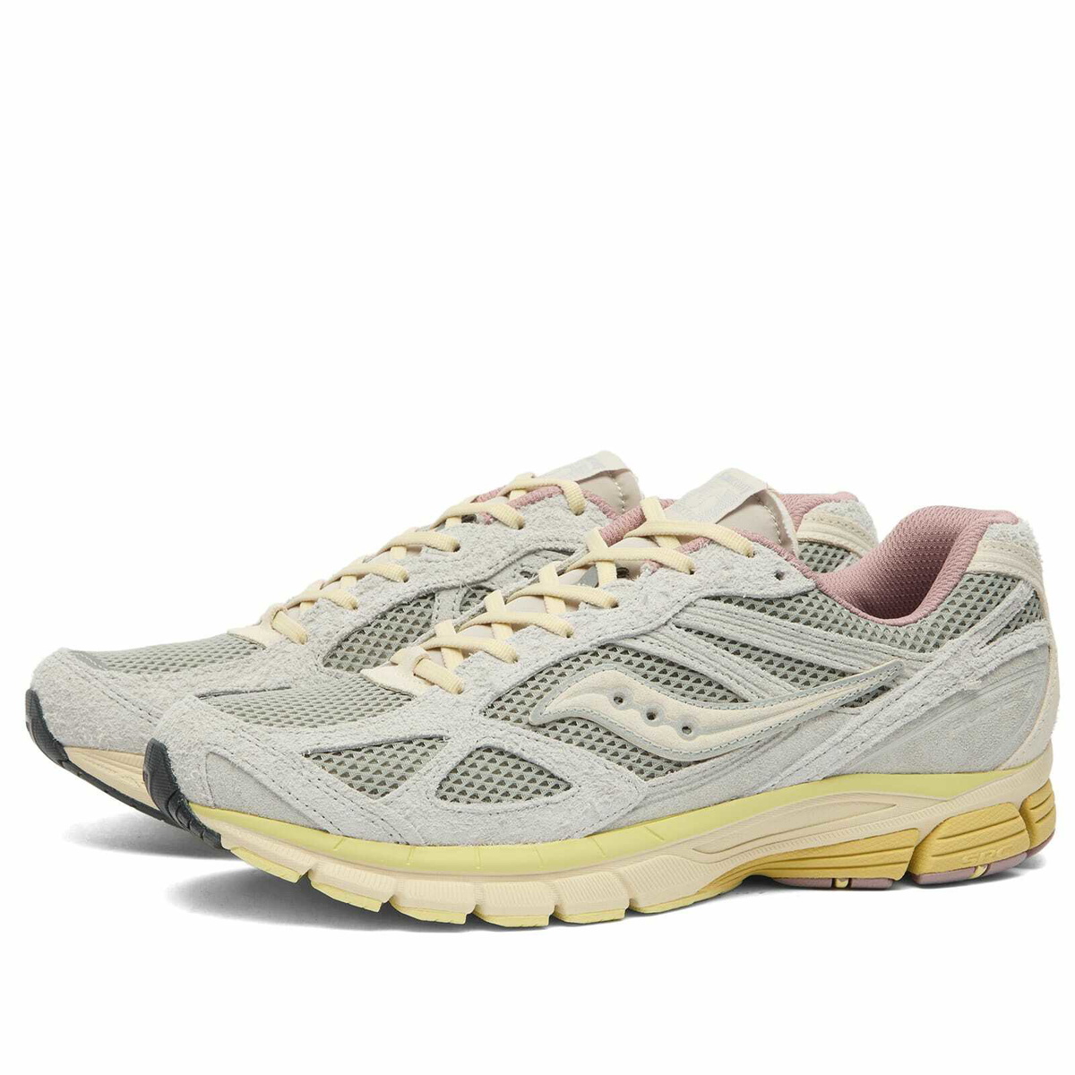 Saucony Men's x 3Sixteen Guide 7 Sneaker in Graphite