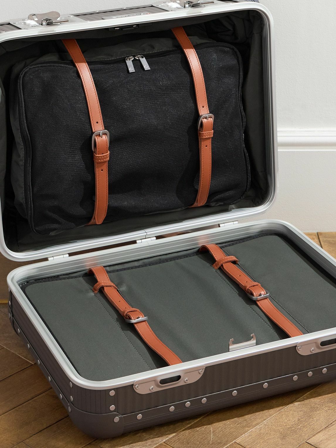 FPM Milano - Bank Spinner 55cm Rubber-Trimmed Aluminium Suitcase
