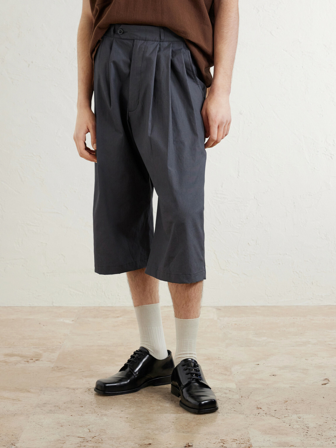 Monitaly - Wide-Leg Pleated Cotton Shorts - Gray