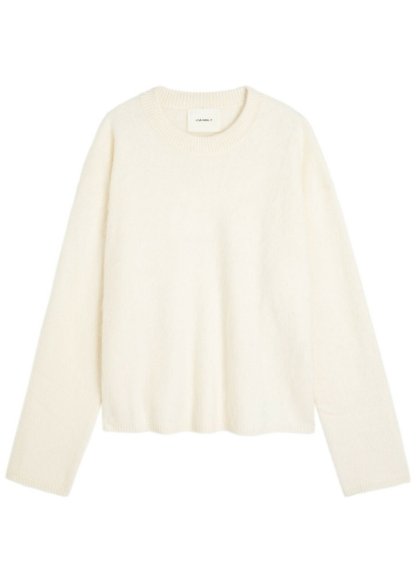 Photo: Lisa Yang Natalia Brushed Cashmere Jumper Cream