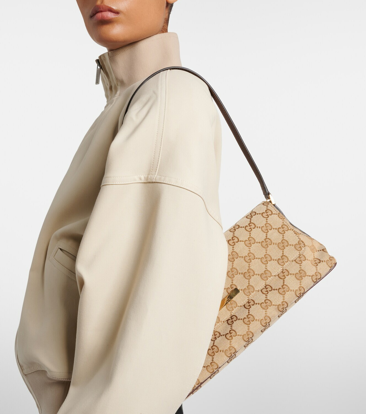 Gucci Madison Medium GG canvas shoulder bag