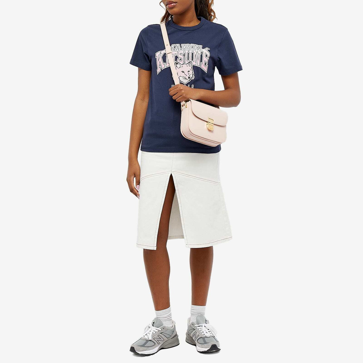 Maison Kitsuné Women's Campus Fox Classic T-shirt in Navy Maison