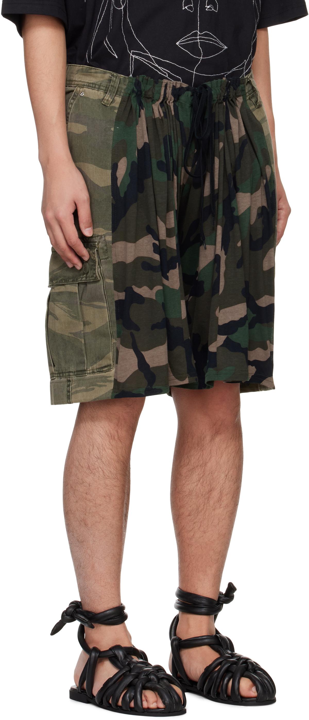 Bless Khaki Camouflage 'Overcamoujerseyshorts' Shorts