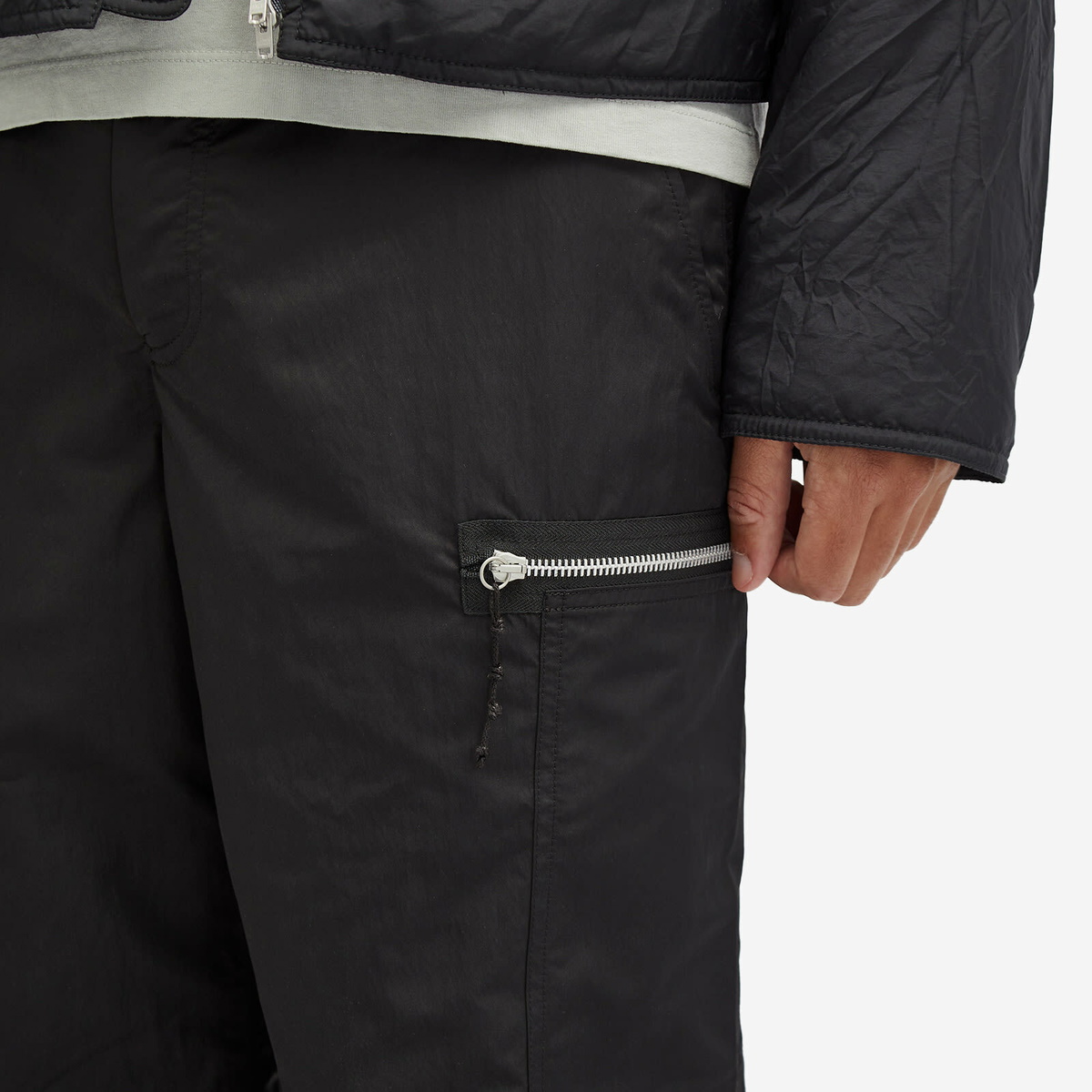 Our Legacy Men's Tactical Sateen Cargo Pants in Black High Our Legacy Men's Tactical Sateen Cargo Pants in Black High