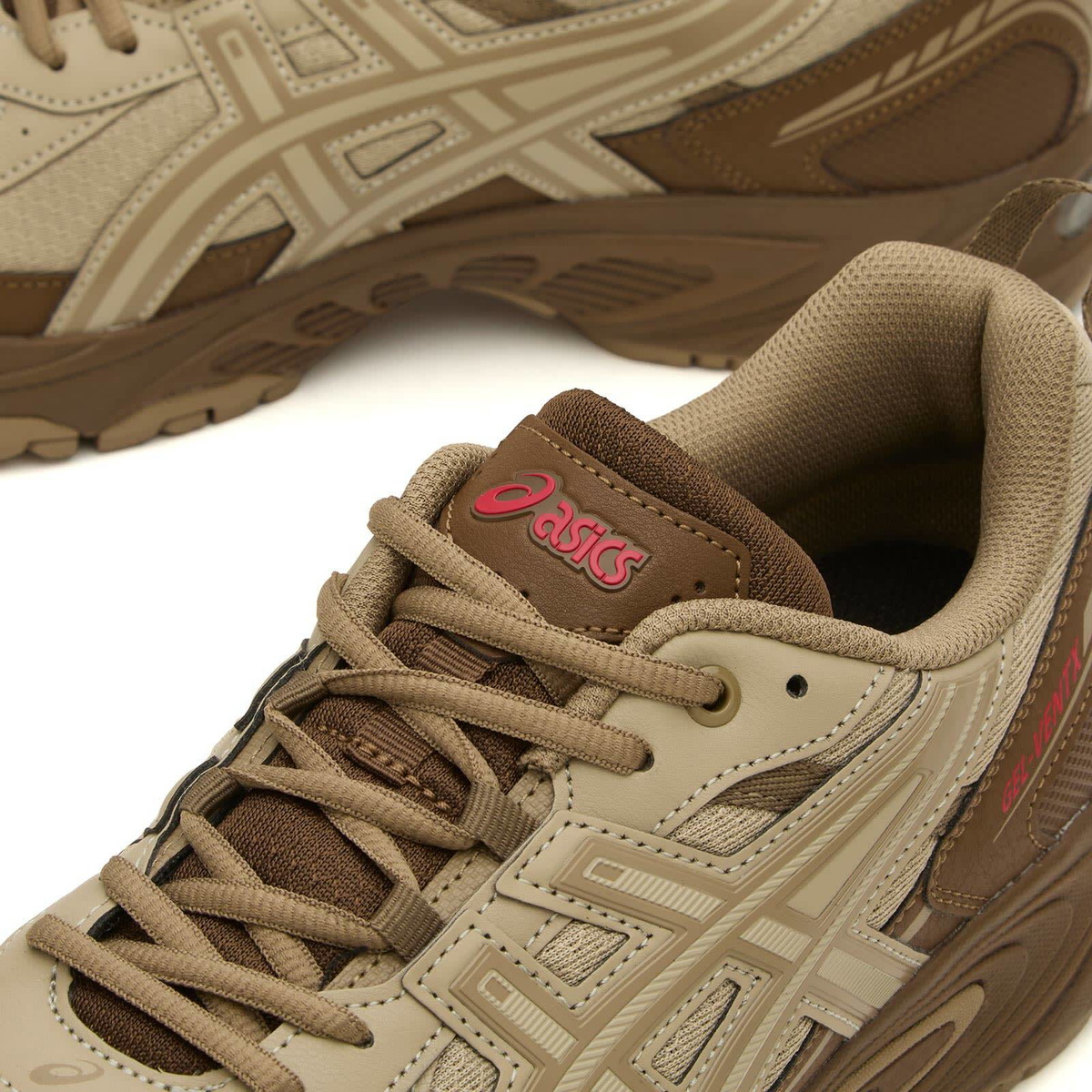 Asics Gel-Ventx Sneaker in Wool/Brown Storm