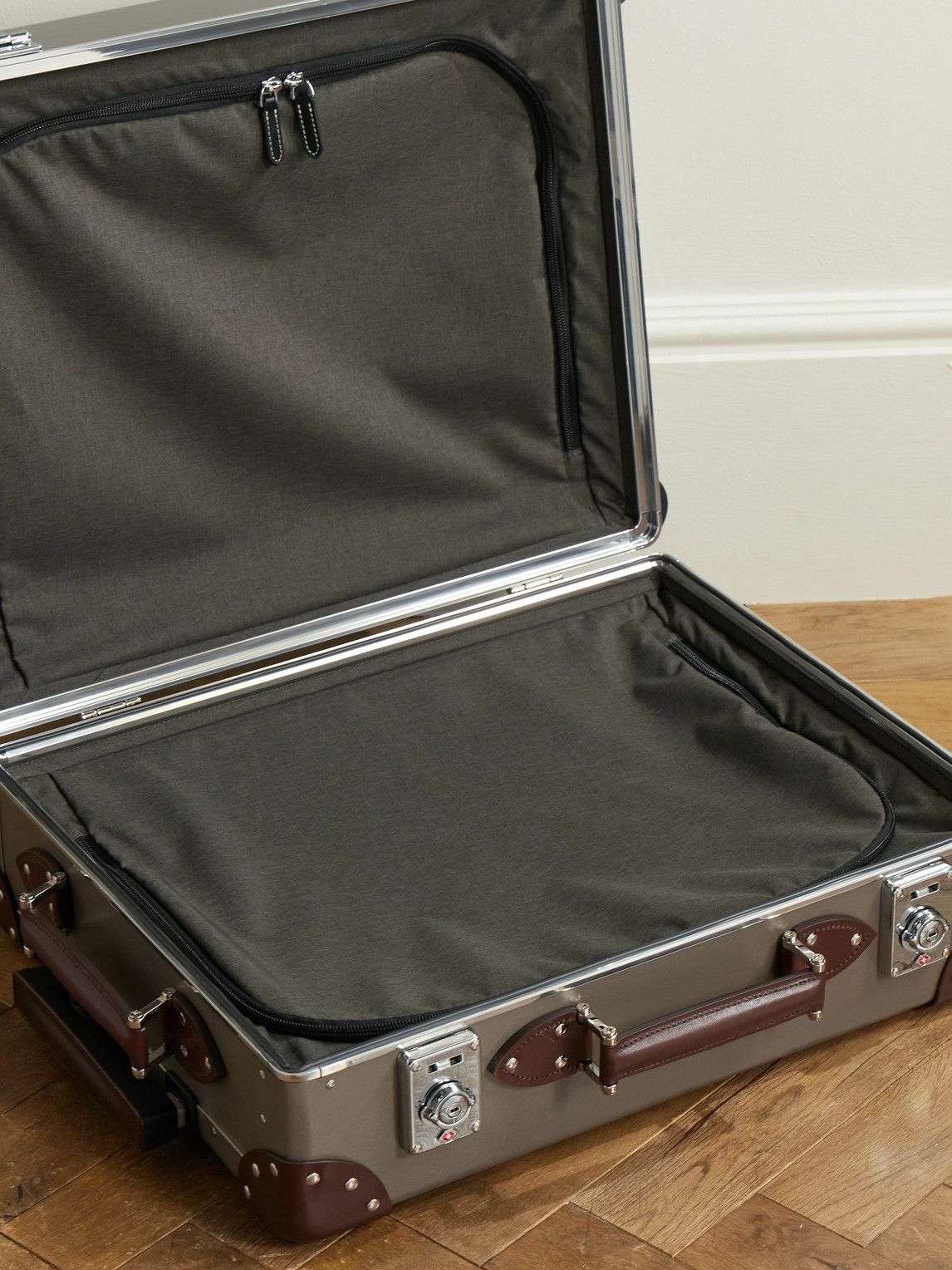 Globe-Trotter - Metropolis Leather-Trimmed Carry-On Suitcase