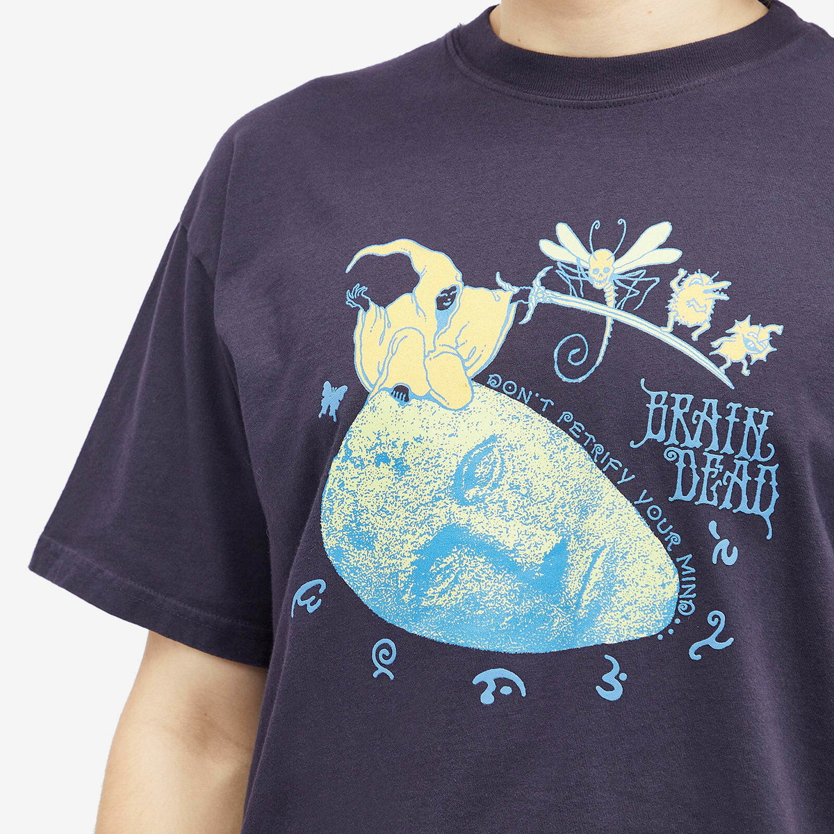 Brain Dead Men's Petrified Mind T-Shirt in Navy Brain Dead