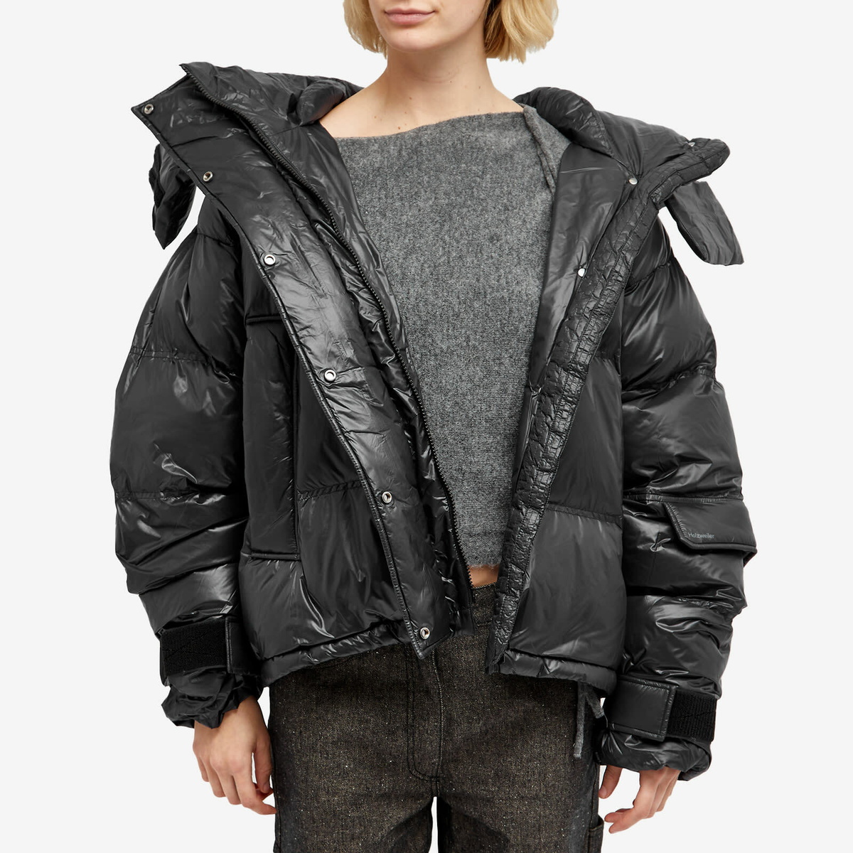 Holzweiler Women's Steilia Short Down Jacket in Black Holzweiler