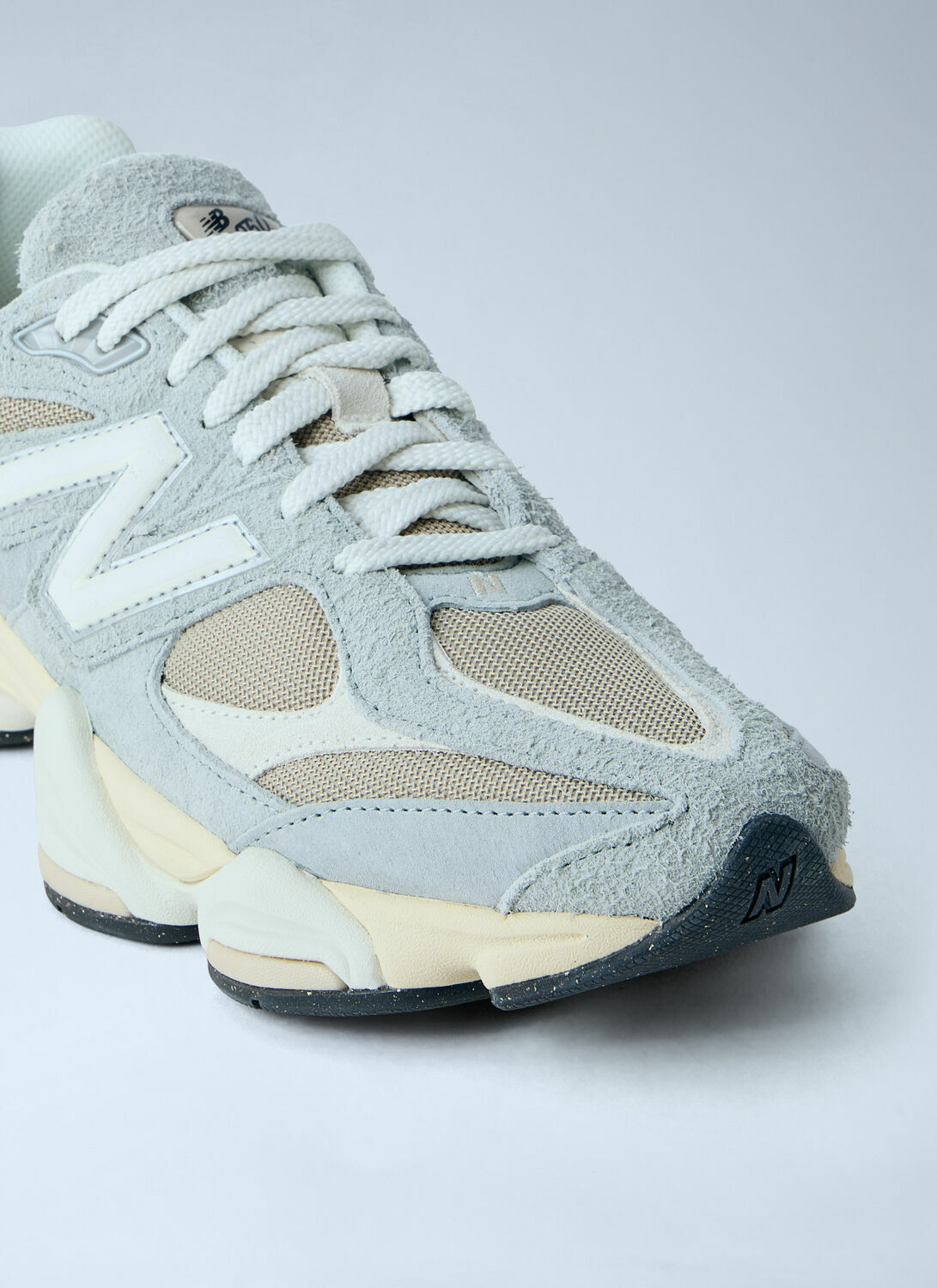 New Balance 9060 Sneakers
