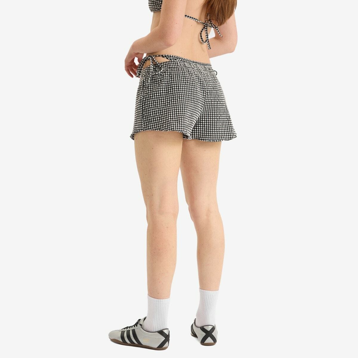 Hunza G Women's Runner Shorts in Black