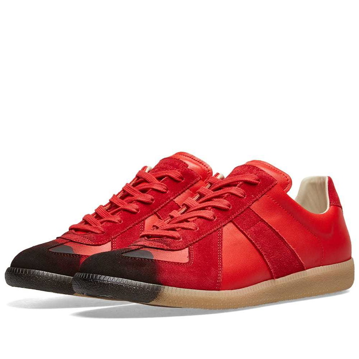 Photo: Maison Margiela 22 Spray Paint Replica Sneaker