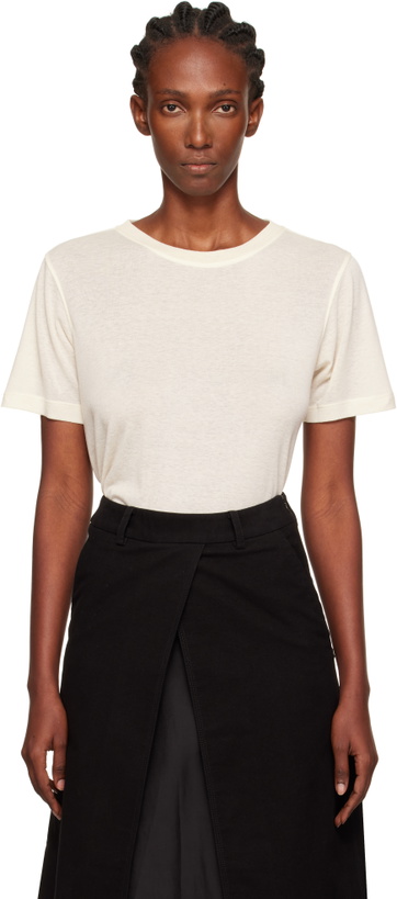Photo: GIA STUDIOS Off-White Camille T-shirt
