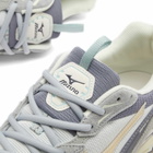 Mizuno WAVE RIDER 10 PREMIUM Sneakers in Arctic Ice/Pristine/Nimbus Cloud