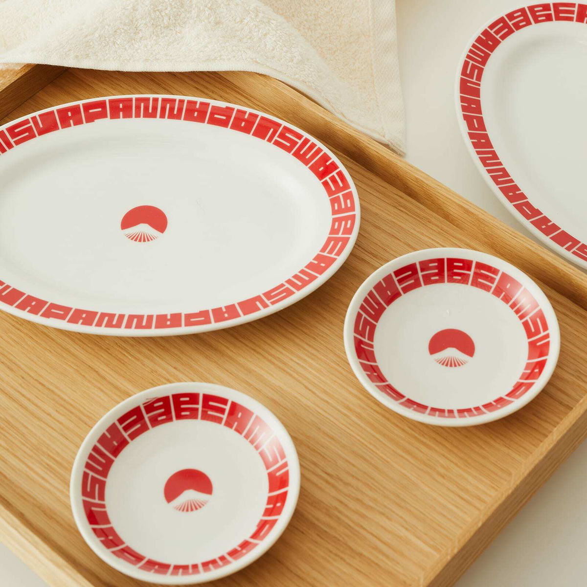 BEAMS JAPAN Gyoza Gift Set in White/Red 