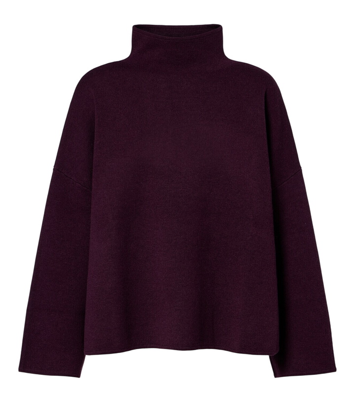 Photo: Jardin des Orangers Virgin wool and cashmere high neck sweater