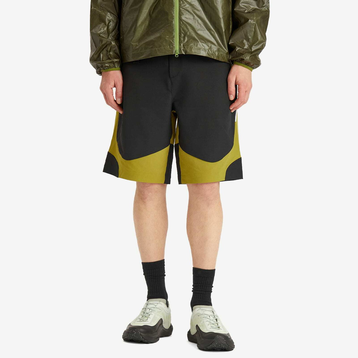 Purple Mountain Observatory Men's Terrain Shorts in Black/Olive
