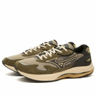 Mizuno WAVE RIDER β Sneaker in Vintage Khaki/Black Sand/Grape Leaf