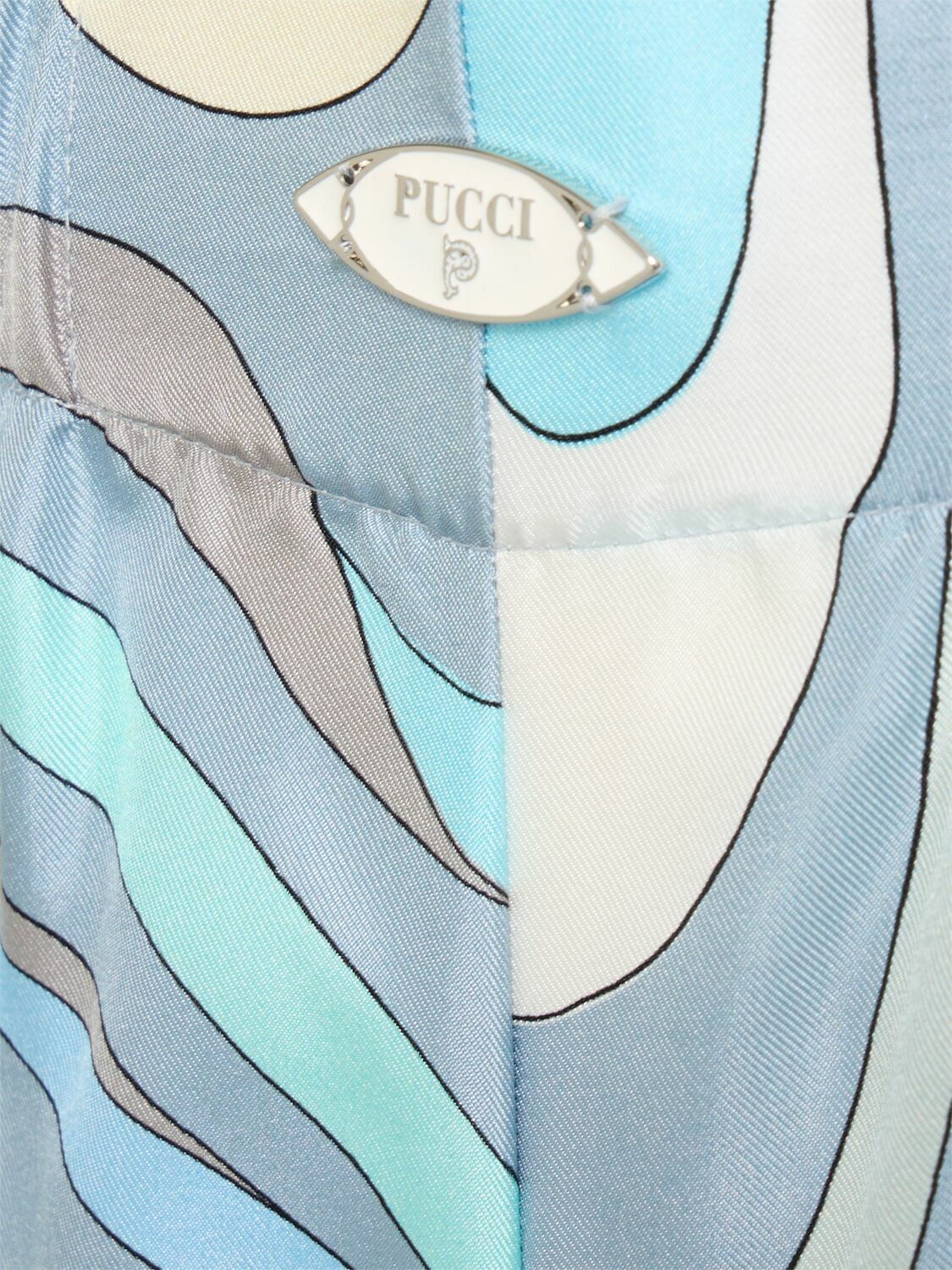 EMILIO PUCCI ホワイトショートパンツ 82RU13 PUCCI Shorts for Women | Online Sale up to 83% off | Lyst