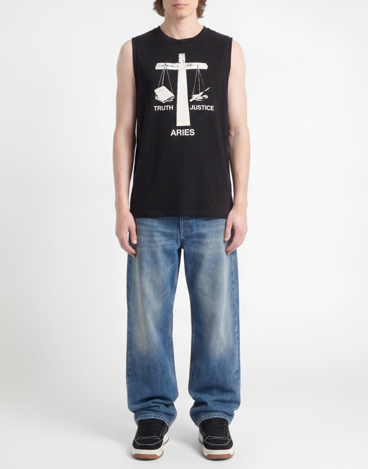Aries Mens T-shirt in Black
