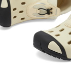 Crocs Quick Trail Low in Bone