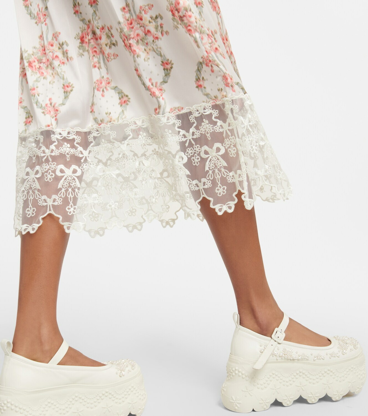 【Simone Rocha】クレープデシン スリップドレス Slip Dress W/ Deep Lace Trim — Black – La Garçonne