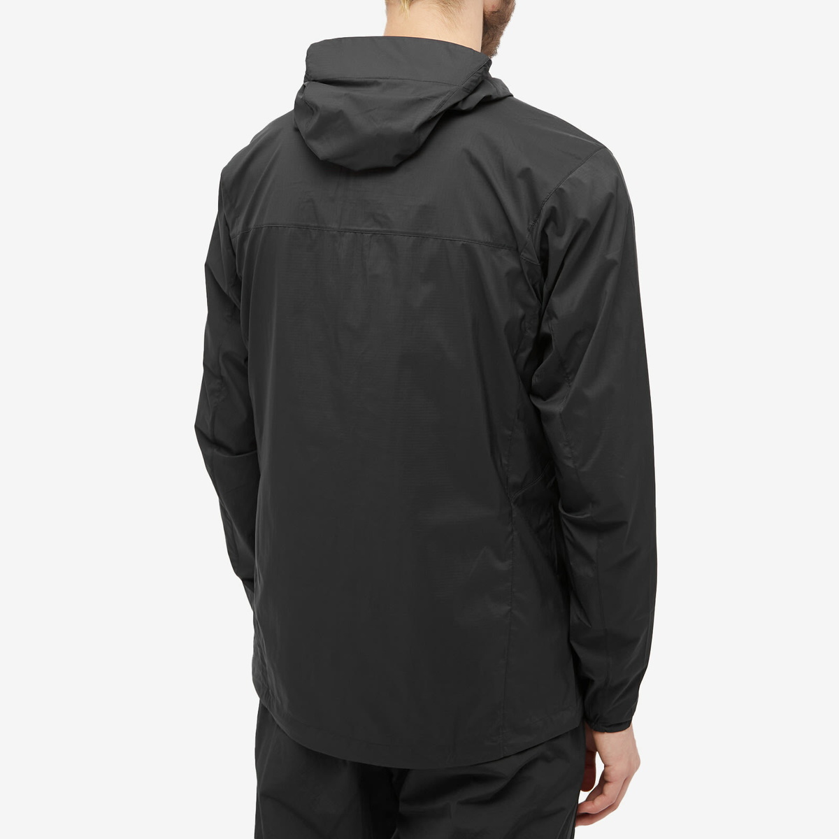 Arc'teryx Men's Squamish Hooded Jacket in Black Arc'teryx