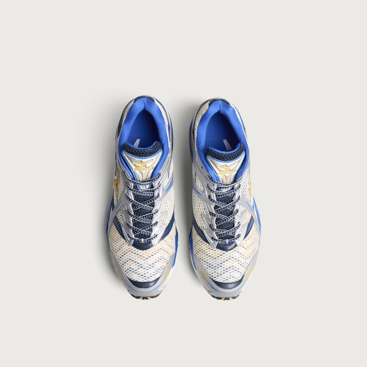 Mizuno Wave Prophecy 1 OG Sneaker in Artisan'S Gold