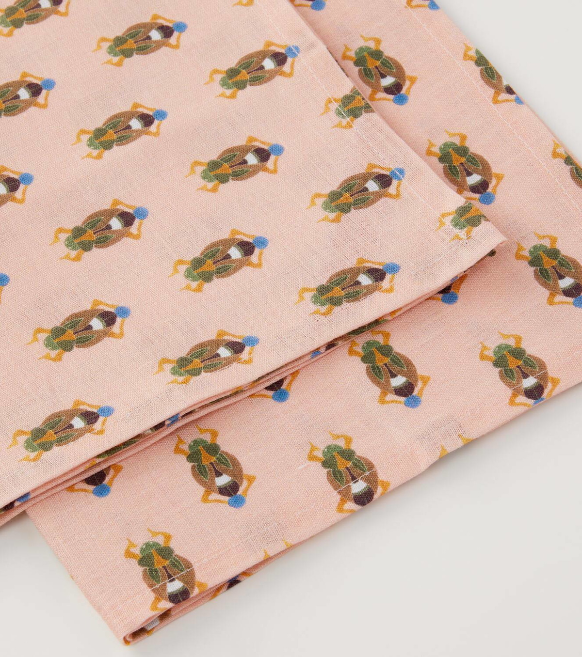 La DoubleJ Pink Scarab Large set of 2 napkins