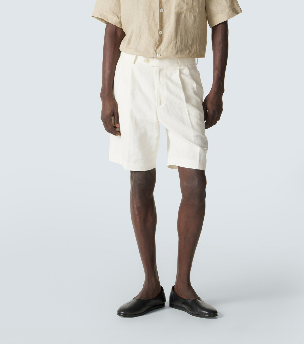 Auralee Pleated wool, cotton, and linen shorts Auralee