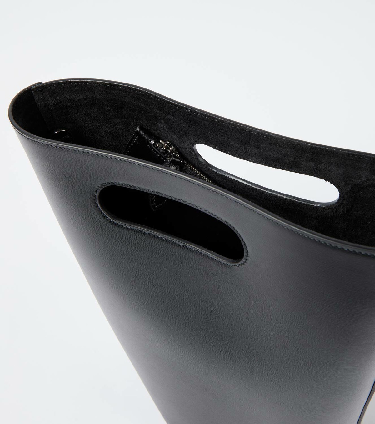 Alaïa Folded leather tote bag ALAÏA