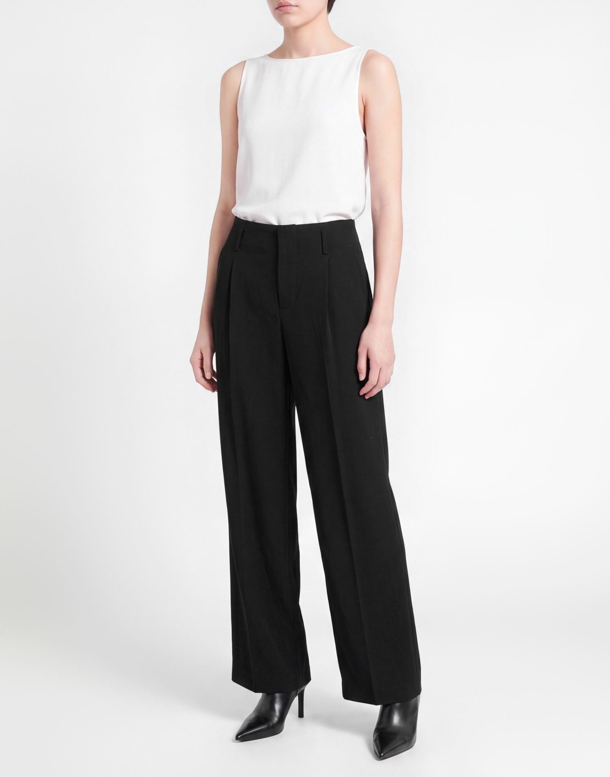 Vince. Womens Pants in Black